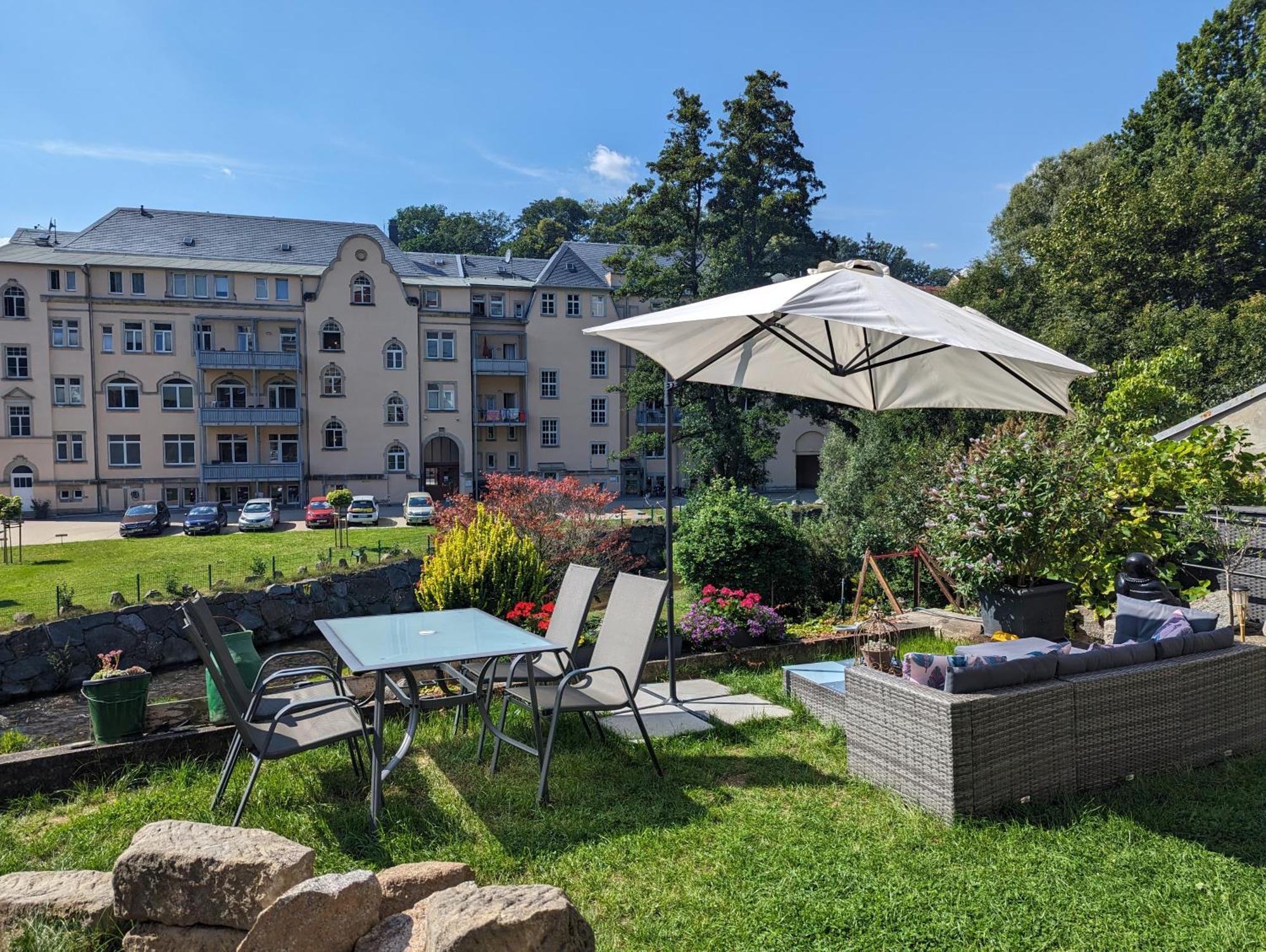 Hw4B - Urlaubsmagie - Zentral Mit Gemeinschaftsgarten, -Pool, -Sauna & Whirlpool Sebnitz Exterior foto