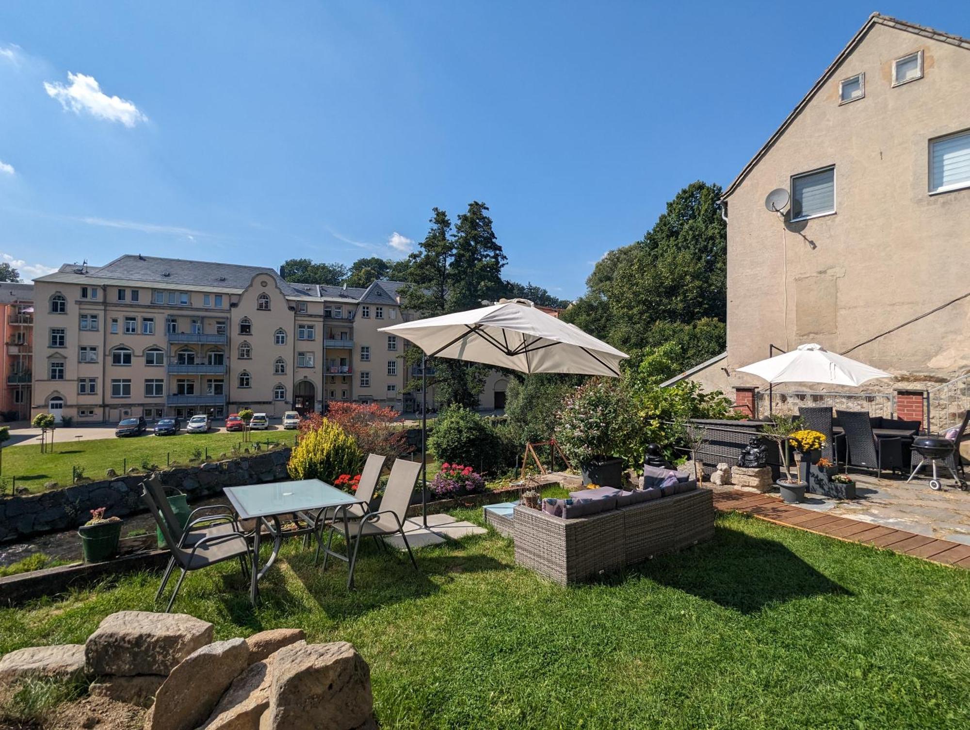 Hw4B - Urlaubsmagie - Zentral Mit Gemeinschaftsgarten, -Pool, -Sauna & Whirlpool Sebnitz Exterior foto